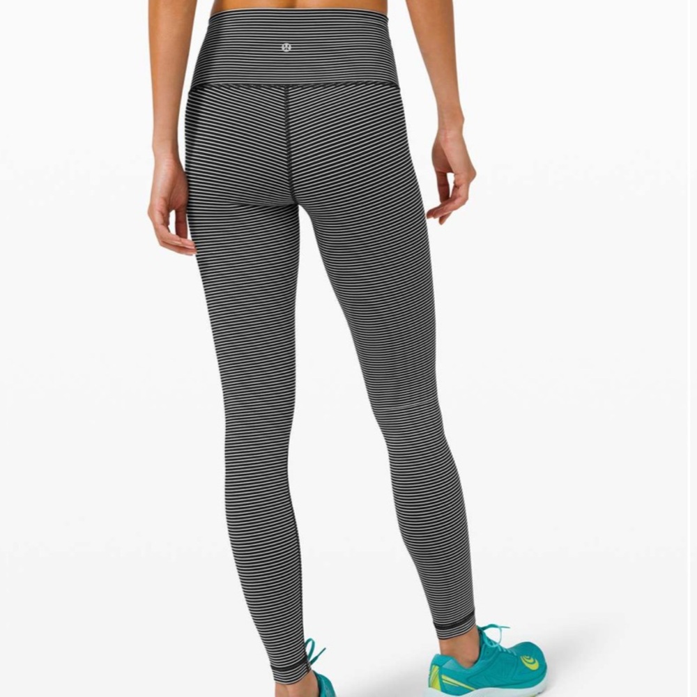 Lululemon Wunder Under High-Rise Tight 28" *Luxtreme
Hype Stripe Black White